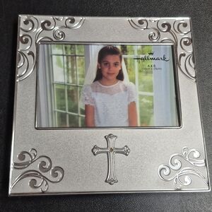 Hallmark photo frame with cross